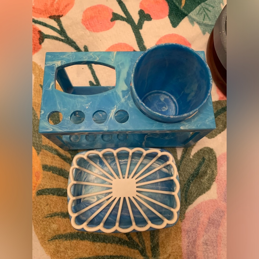Vintage blue and White Bathroom Organizer Set hard acrylic new condition